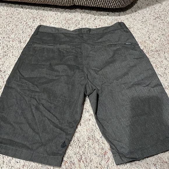 Volcom board shorts size 30. - Picture 3 of 5